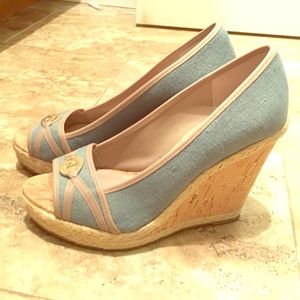 Ivanka Trump tall wedges size 7.5