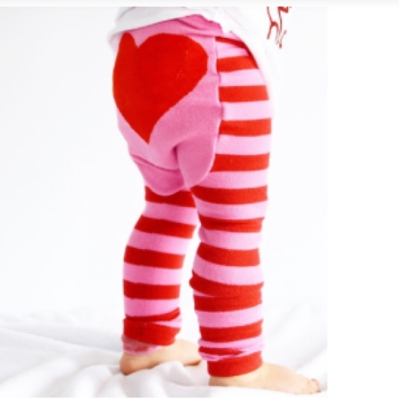 Red Heart Leggings. Perfect for Valentines Day💓