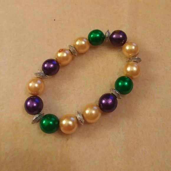 Handmade fashion bracelet