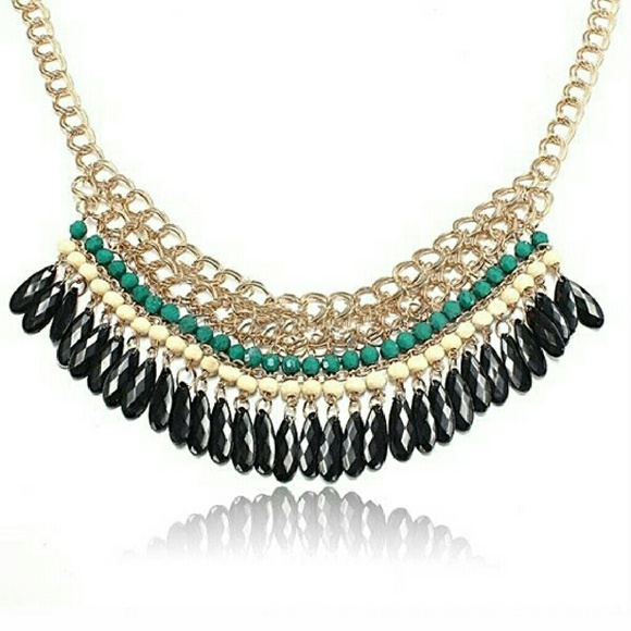 *SOLD*****Bib Statement Necklace - Picture 3 of 3