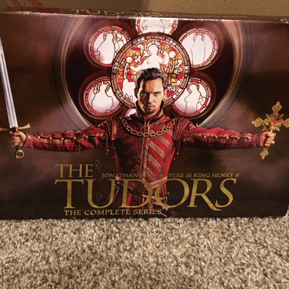 The  Tudors Set