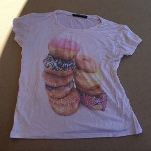 Slightly cropped brandy Melville shirt