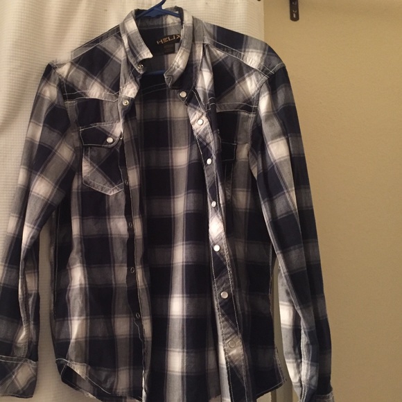 Medium plad long sleeve button up SZ Med