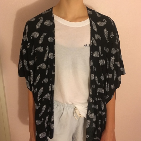 Brandy Melville paisley kimono.