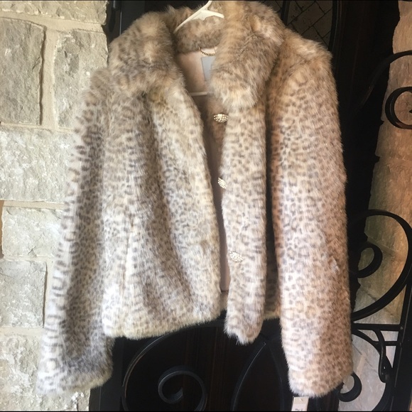 Eliza J Jackets & Blazers - Eliza J Faux Fur. 🎉HP 10.15.16🎉 FINAL PRICE