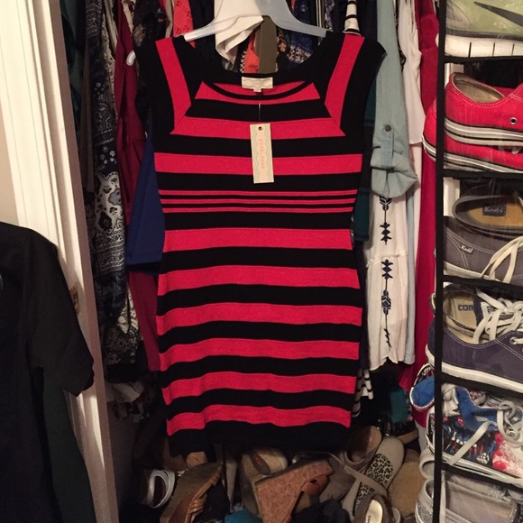 😍25% off 2+😍Form fitted pink rose dress