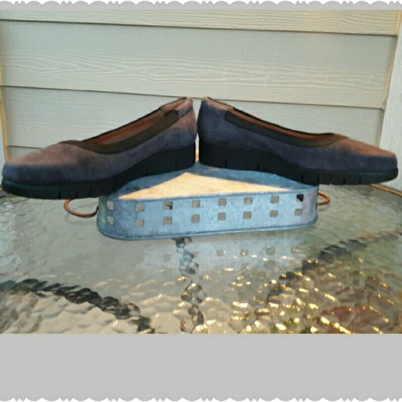 Clarks NWOT Wedge Loafers - Picture 3 of 4