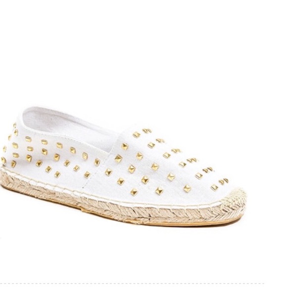SIZE 9 NWOB French Blue Stud muffin slip-on shoes.