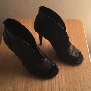 Black Nine West Heels