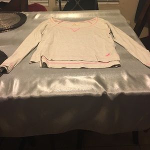 Hollister top