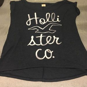 Hollister top