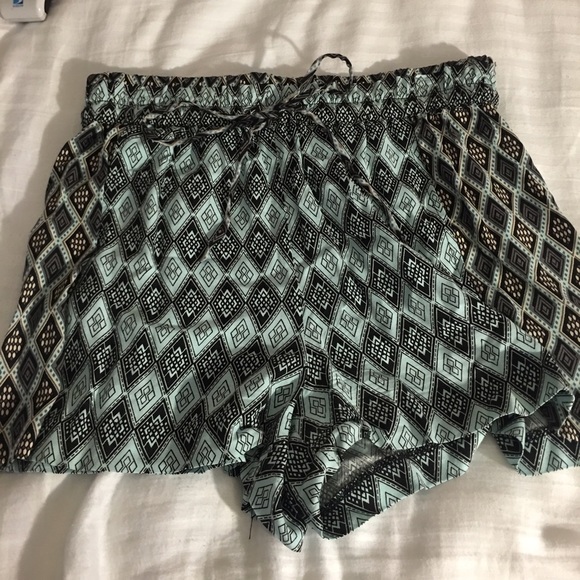 Forever 21 shorts with draw string tie