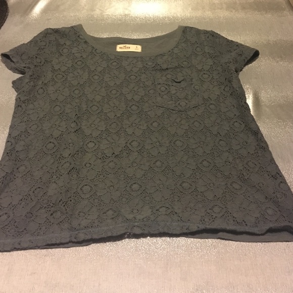 Hollister top