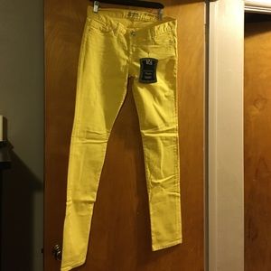 Bebe jeans