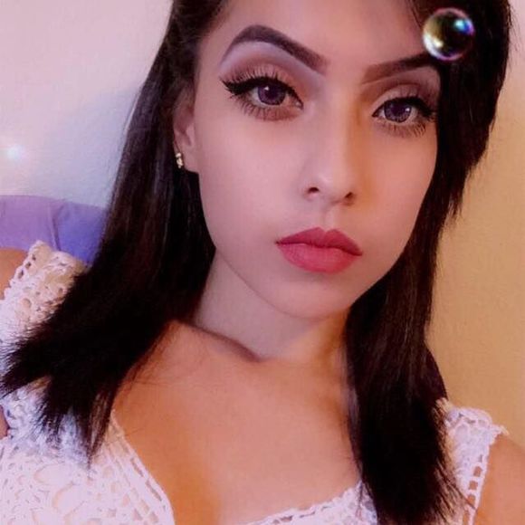 Meet your Posher, Vania - Picture 1 of 1