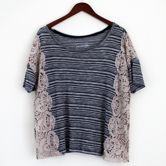 🎉HP 9/10🎉 {Free People} Crochet Striped Shirt