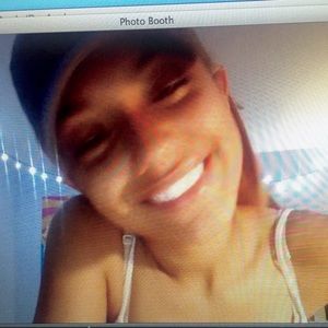 Meet your Posher, Nadia