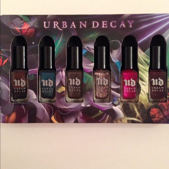 Urban Decay Nail Polish set