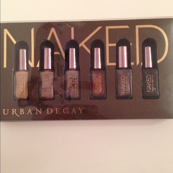 Urban Decay NAKED Nail Polish Set