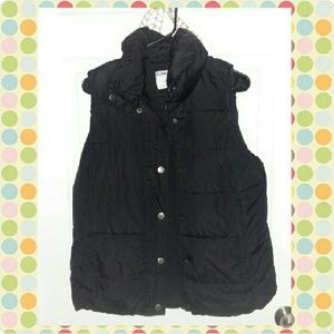 Black puffer vest!