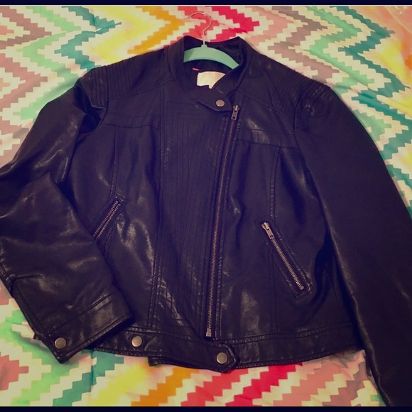 Woman's XHILIRATION faux black leather jacket