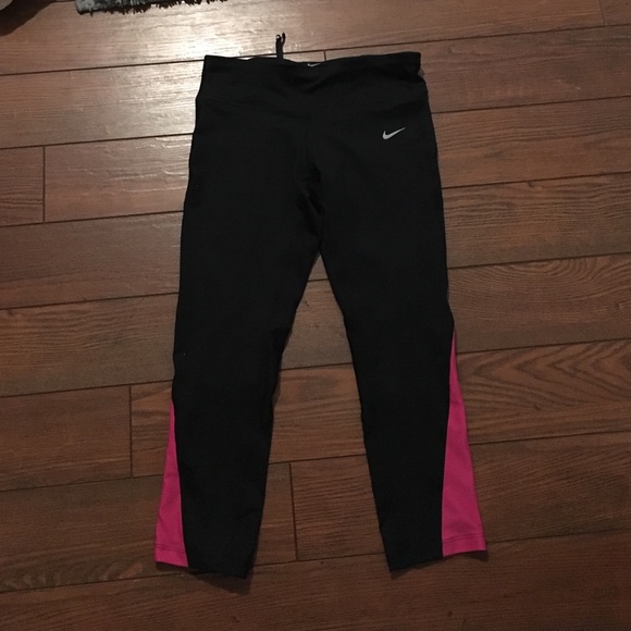 Nike black & pink dri-fit leggings.