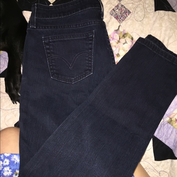 Jeans - Picture 1 of 3
