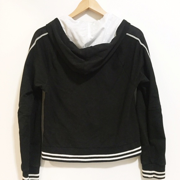 Black and White Hooded Puma Jacket - Picture 3 of 3