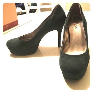 Dark green Guess high heel pumps,  size 8.5