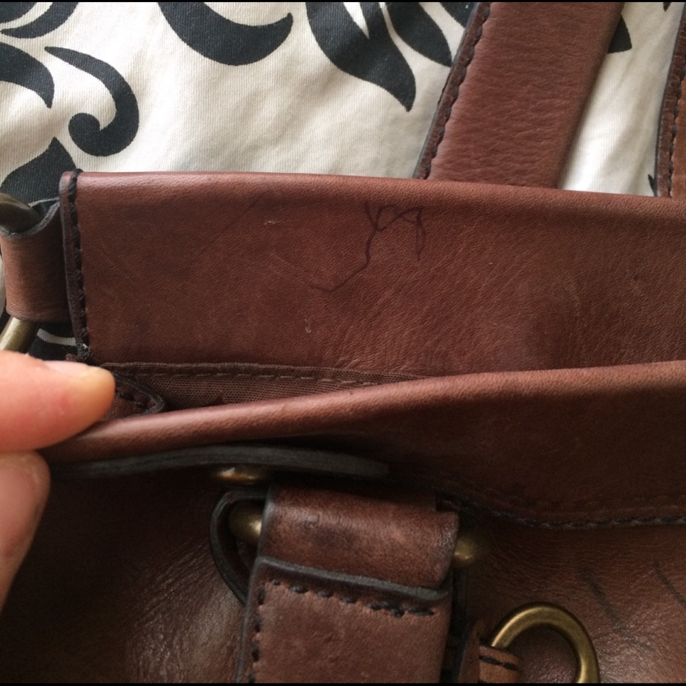 FOSSIL Vintage Revival (VRV) Flap Satchel - Picture 7 of 8