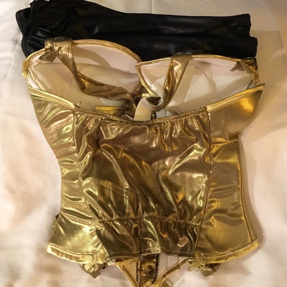 80's Pop Star- Black & Gold-M/L sizes 8-12 - Picture 4 of 4