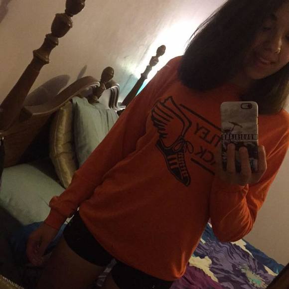 Meet your Posher, Shaina