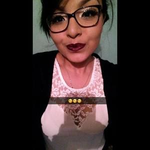 Meet your Posher, Claudia