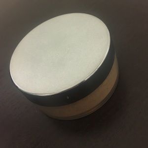 MARY KAY Powder Foundation