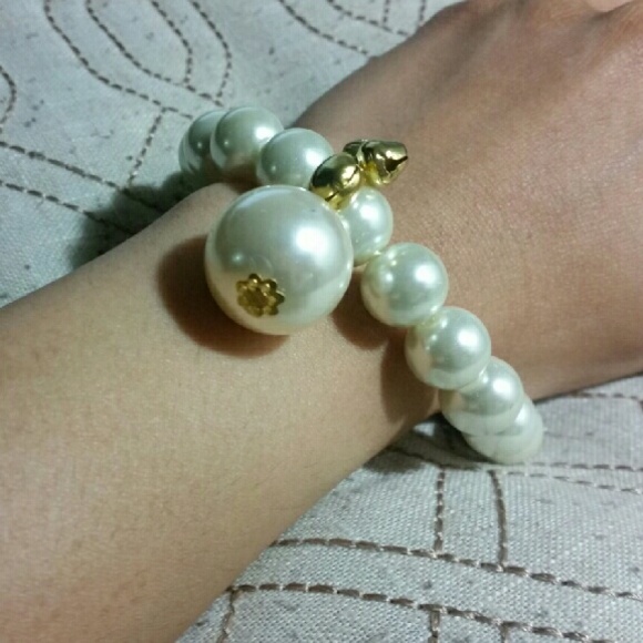 ELEGANT FANCY IMITATION PEARL BRACELET