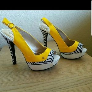 High heels shoes