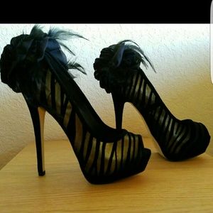 High heels shoes