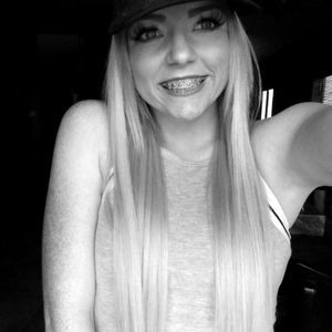 Meet your Posher, Kenadee