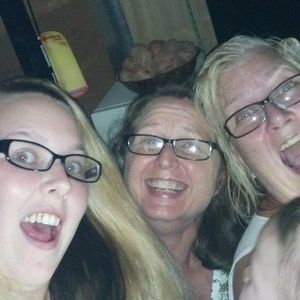 Meet your Posher, Robin