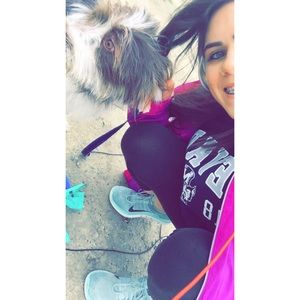 Meet your Posher, Jennifer