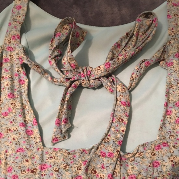 Dress - Picture 2 of 2