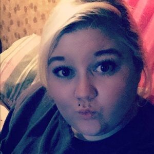 Meet your Posher, Mercedes