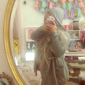 Gray Thick Knit Cardigan W/ Hood & Pockets (MED)