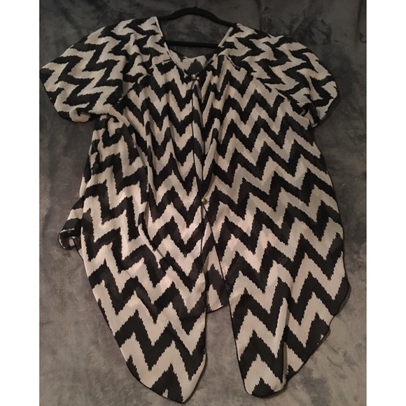 Blouse - Picture 2 of 2