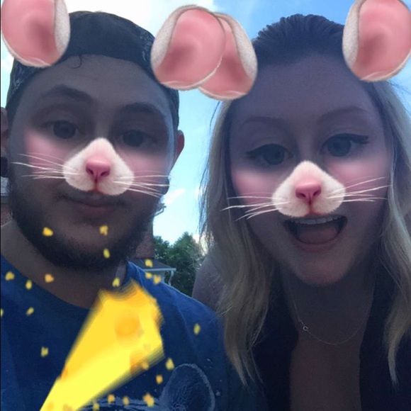 Meet your Posher, Sara - Picture 1 of 1