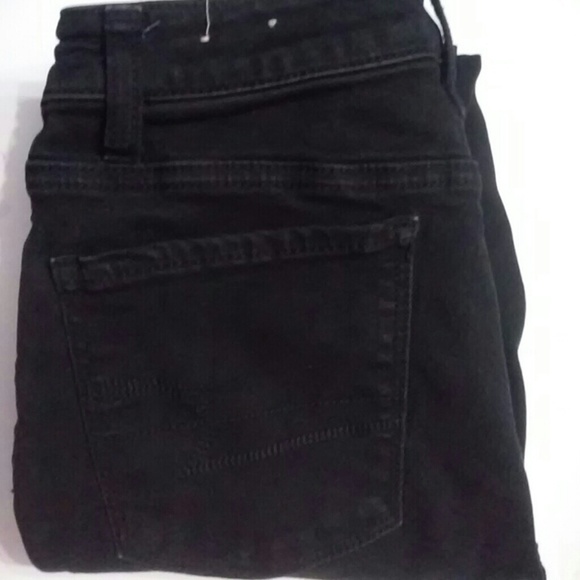 Black skinny jeans