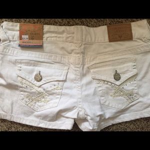 Amethyst jean shorts