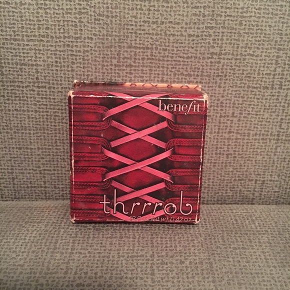 Discontinued Benefit blush