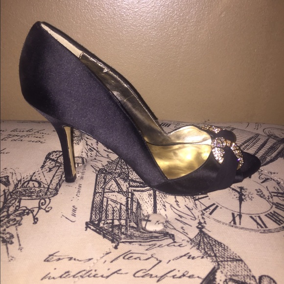 Audrey Brooke heels - Picture 2 of 2