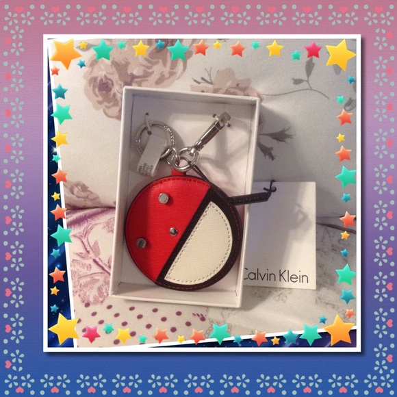 💝FREE💲Calvin Klein keychain w$20 purchase💖 - Picture 1 of 3